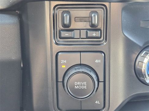 New 2026 Ford F450 Platinum w/ FX4 Off-Road Package image 17