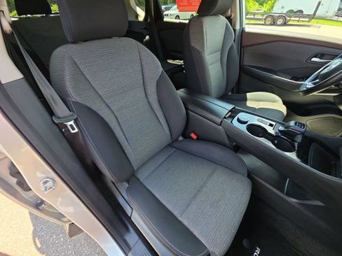 Certified 2022 Nissan Rogue SV AWD/4WD image 26