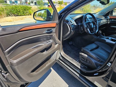 Used 2014 Cadillac SRX Performance w/ Driver Awareness Package FWD image 15