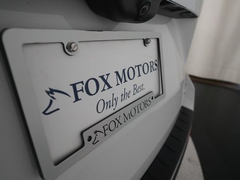 Used 2021 Ford Explorer XLT w/ Equipment Group 202A AWD/4WD image 38