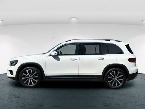 Certified 2022 Mercedes-Benz GLB 250 4MATIC image 4