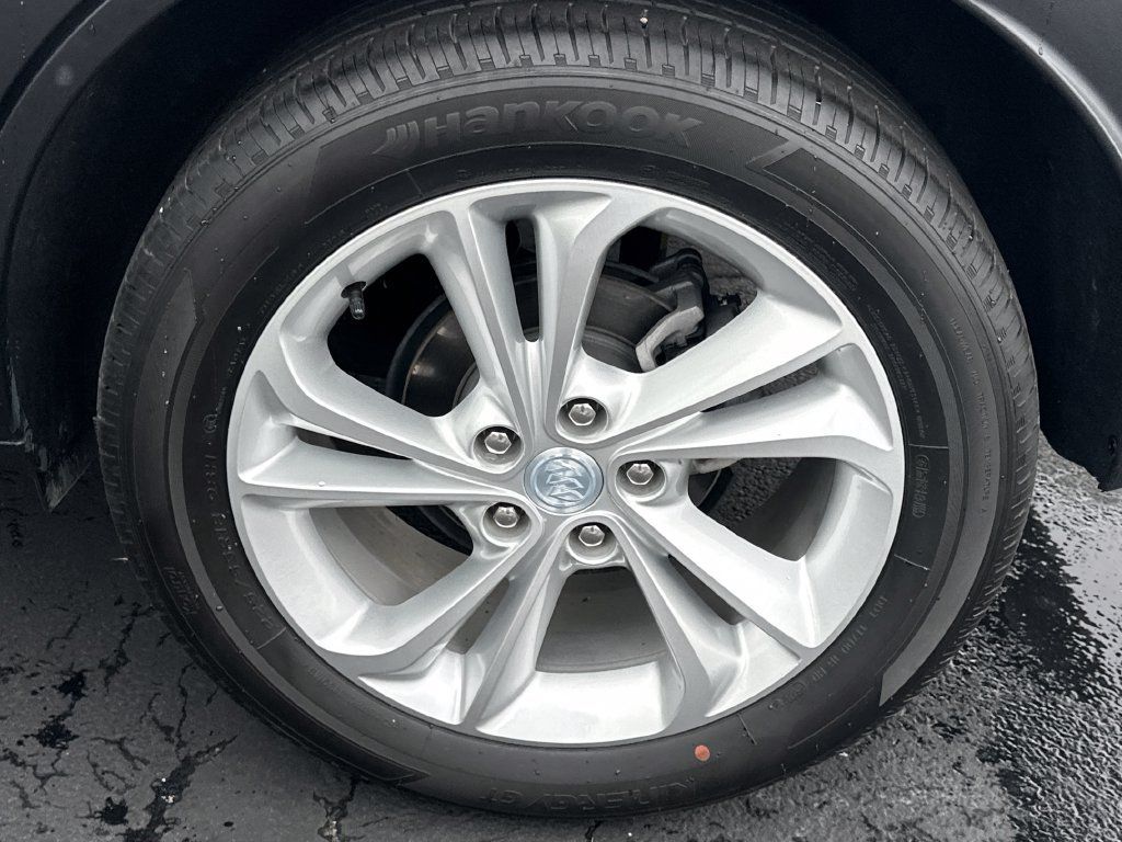 Used 2023 Buick Encore GX Preferred w/ Cold Weather Comfort Package FWD image 25