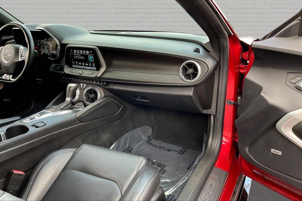 Used 2016 Chevrolet Camaro SS RWD image 24