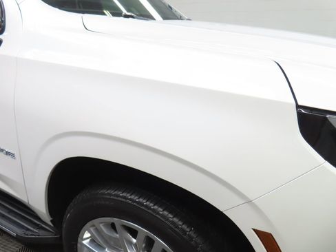 Used 2025 Chevrolet Tahoe Premier w/ Sun And Tow Package AWD/4WD image 39