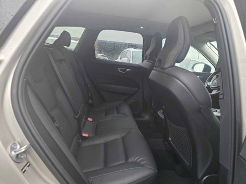 Certified 2025 Volvo XC60 B5 Plus AWD/4WD image 11
