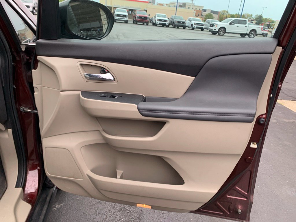 Used 2016 Honda Odyssey SE image 37