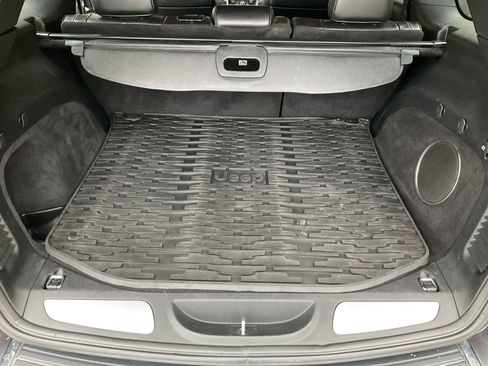 Used 2015 Jeep Grand Cherokee Overland image 48