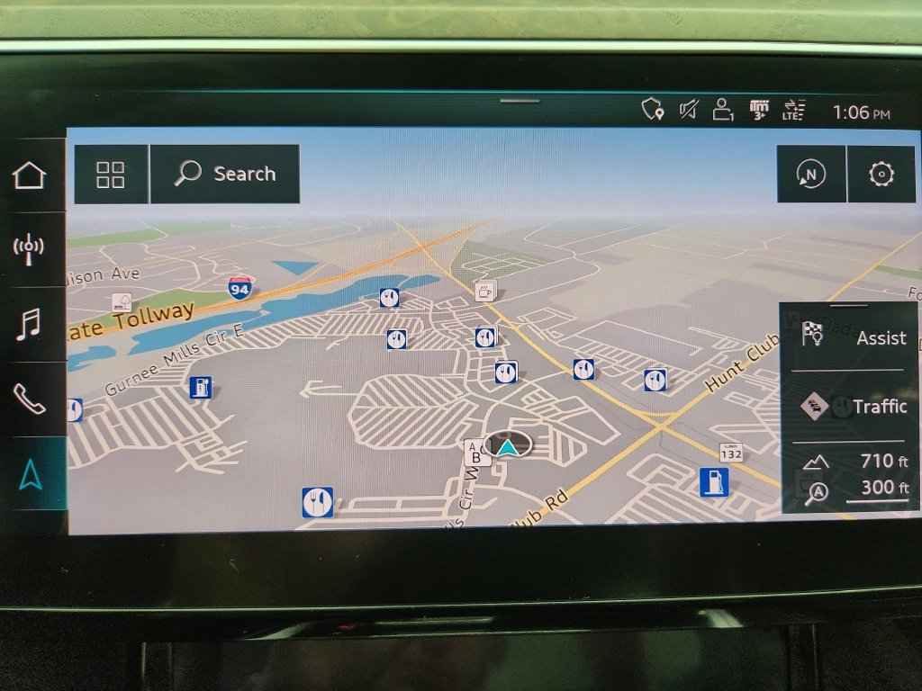 Used 2019 Audi e-tron Prestige w/ Prestige Package AWD/4WD image 15