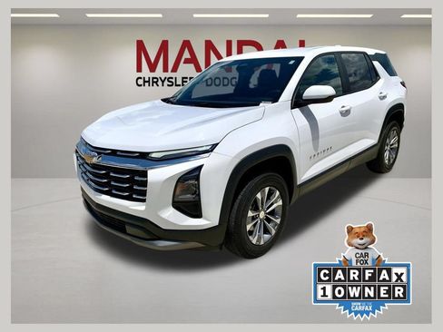 Used 2025 Chevrolet Equinox LT FWD image 1