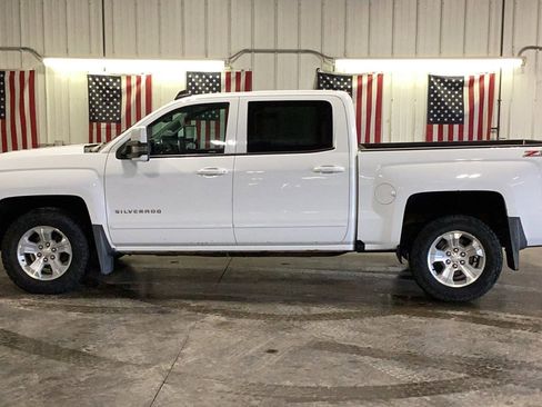 Used 2017 Chevrolet Silverado 1500 LT w/ All Star Edition AWD/4WD image 3