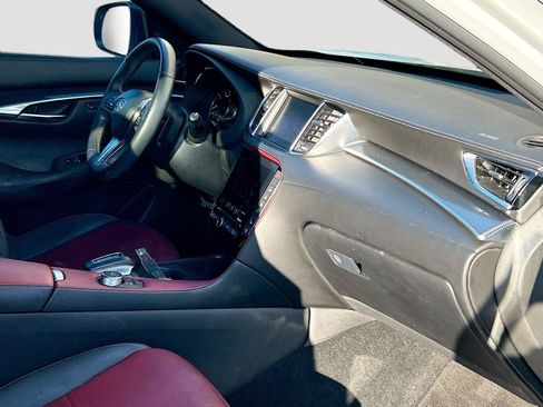 Used 2023 INFINITI QX50 Sport FWD image 15