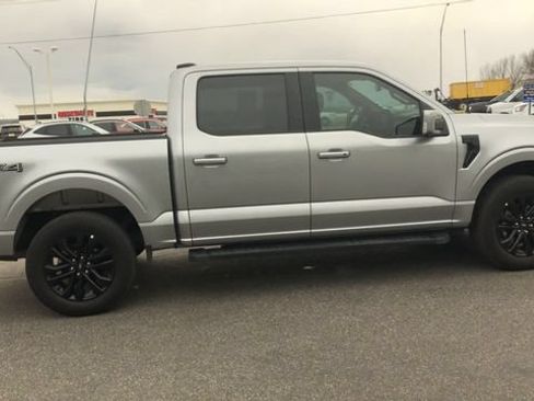 Used 2025 Ford F150 Lariat AWD/4WD image 9