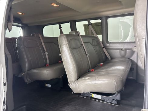 Used 2023 Chevrolet Express 3500 LS image 19