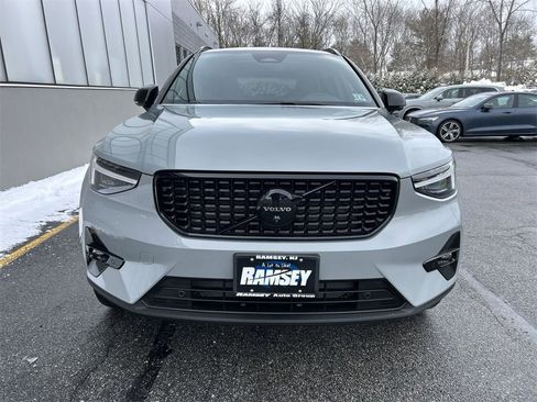 New 2026 Volvo XC40 B5 Ultra w/ Climate Package image 3