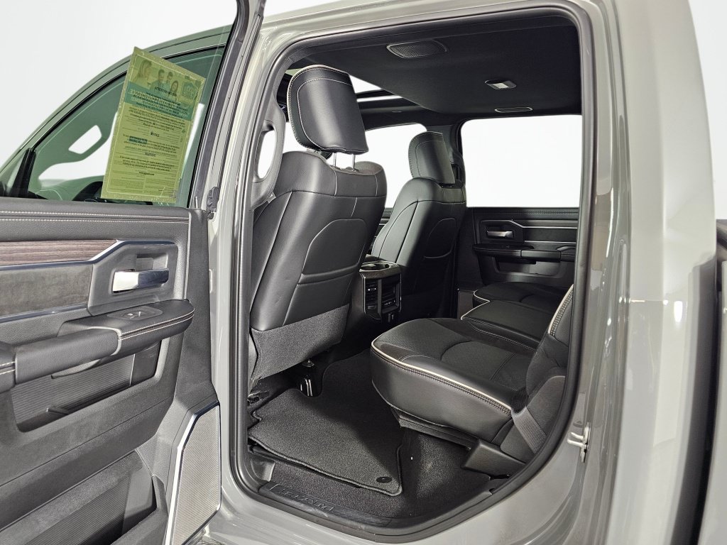 New 2026 RAM 2500 Laramie AWD/4WD image 35