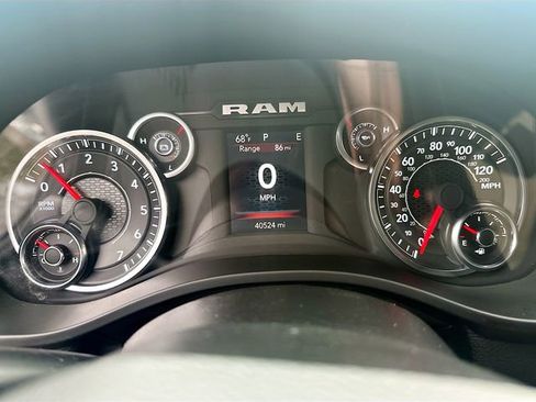 Used 2024 RAM 1500 Big Horn image 13
