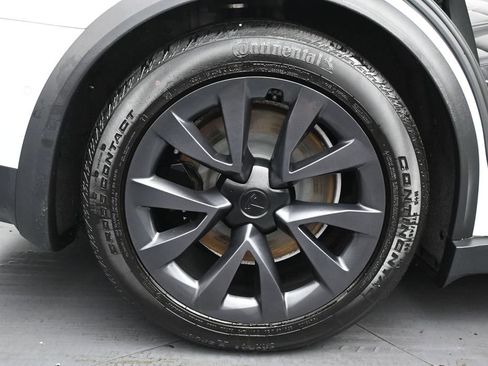 Used 2023 Tesla Model X AWD/4WD image 12