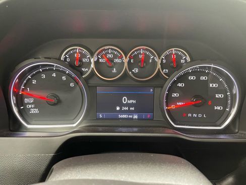 Used 2019 Chevrolet Silverado 1500 RST image 17