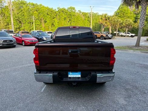 Used 2017 Toyota Tundra SR5 w/ SR5 Upgrade Package image 4
