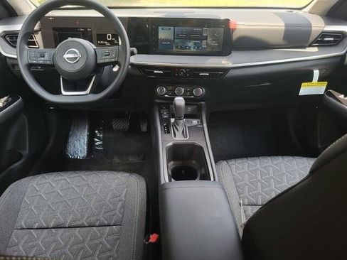 New 2025 Nissan Kicks SV w/ SV Premium Package image 22