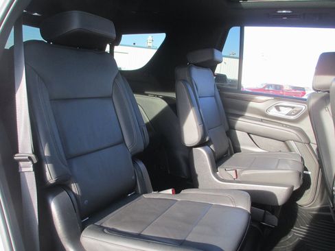 Certified 2022 Chevrolet Tahoe Z71 w/ Luxury Package image 23