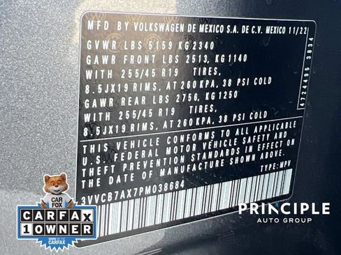 Certified 2023 Volkswagen Tiguan SE R-Line FWD image 35