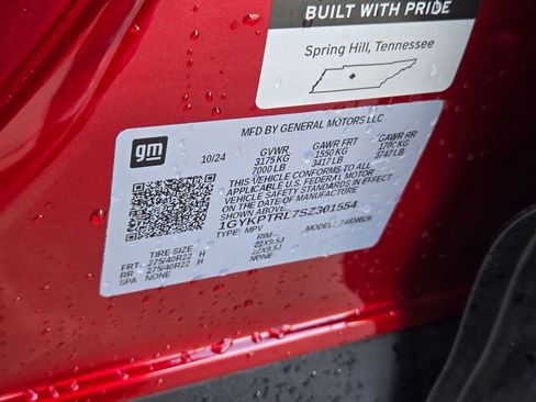 Certified 2025 Cadillac Lyriq Luxury w/ LPO, Floor Liner Package image 33