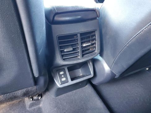 Certified 2024 Kia Seltos X-Line image 17