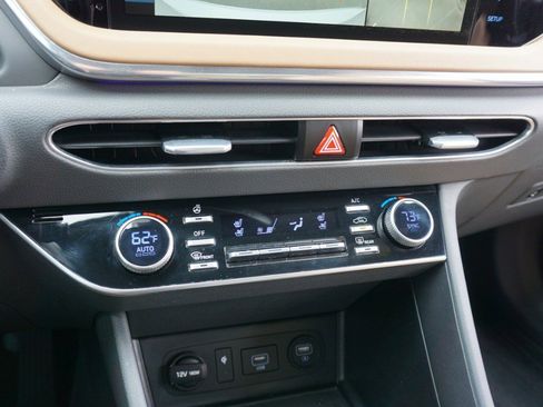 Used 2020 Hyundai Sonata Limited image 18