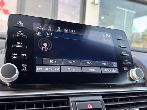 Used 2020 Honda Accord Sport image 22