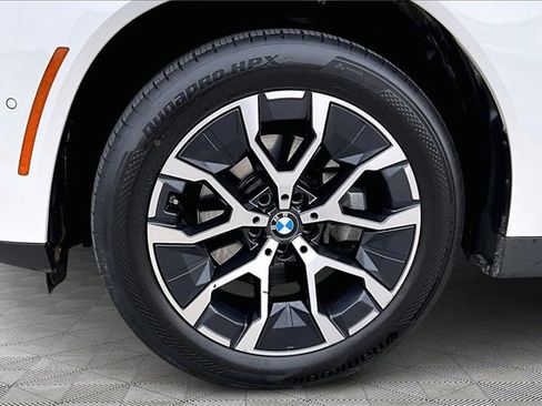 Used 2025 BMW X3 xDrive30i image 8