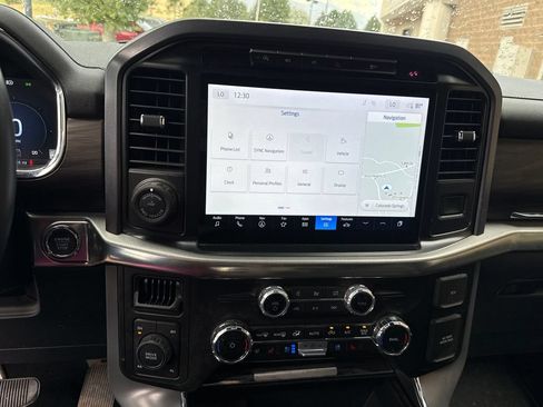 Certified 2024 Ford F150 Lariat AWD/4WD image 18