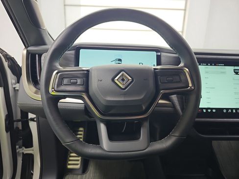 Used 2022 Rivian R1T Adventure image 26