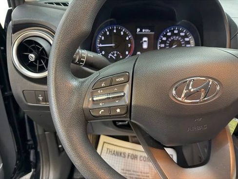 Used 2023 Hyundai Kona SE w/ Cargo Package AWD/4WD image 18