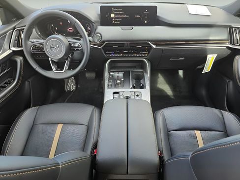 Used 2025 MAZDA CX-70 Plug-In Hybrid w/ Premium Plus AWD/4WD image 25