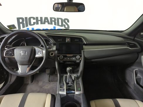 Certified 2018 Honda Civic EX-T image 11