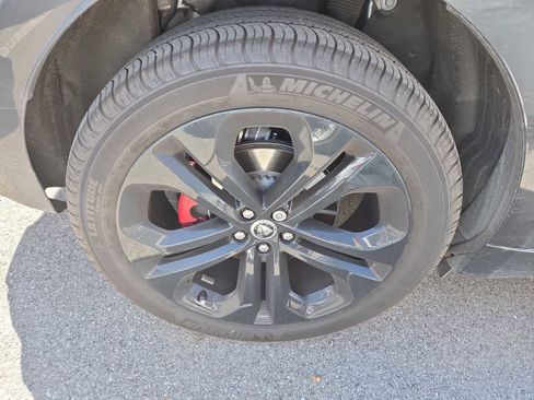 Used 2026 Jaguar F-PACE R-Dynamic S image 10