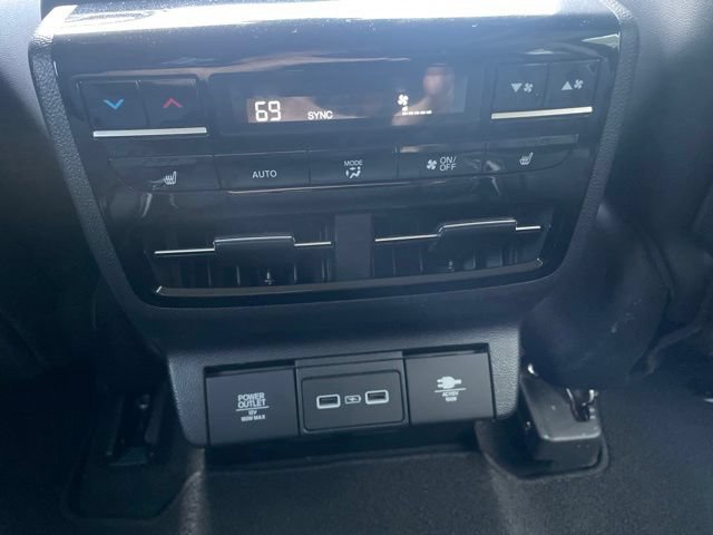 Used 2023 Acura MDX w/ Advance Package AWD/4WD image 34