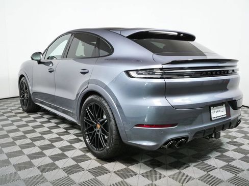 New 2026 Porsche Cayenne GTS AWD/4WD image 3
