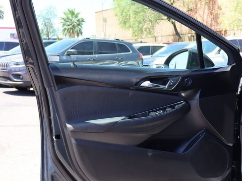 Used 2019 Chevrolet Cruze LT w/ Convenience Package FWD image 36