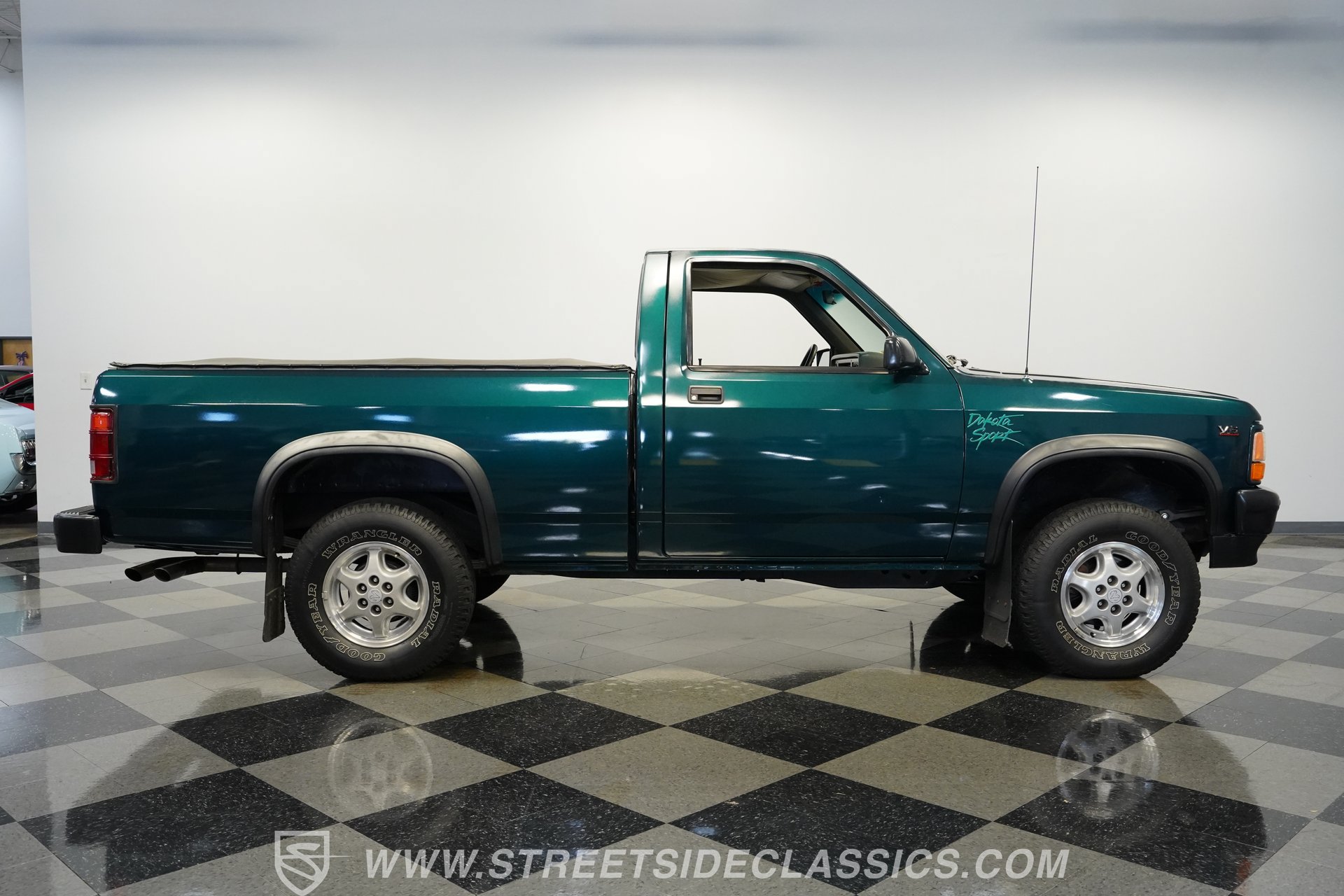Used 1995 Dodge Dakota Sport AWD/4WD image 15