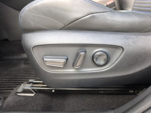 Certified 2022 Toyota RAV4 XSE AWD/4WD image 17