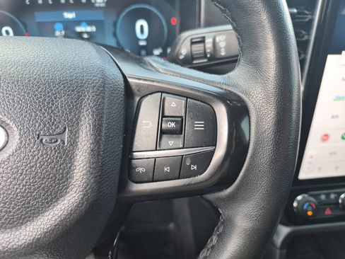 Used 2024 Ford Ranger Lariat w/ Trailer Tow Package image 28