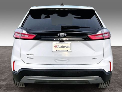 Used 2024 Ford Edge SEL image 5