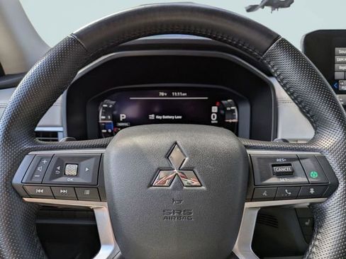 Used 2024 Mitsubishi Outlander SEL image 30