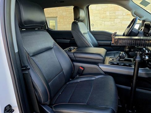 Used 2021 Ford F150 Lariat w/ FX4 Off-Road Package AWD/4WD image 36