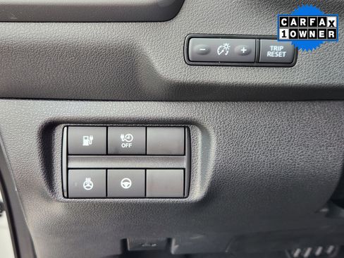 Certified 2024 Nissan Leaf SV Plus image 25