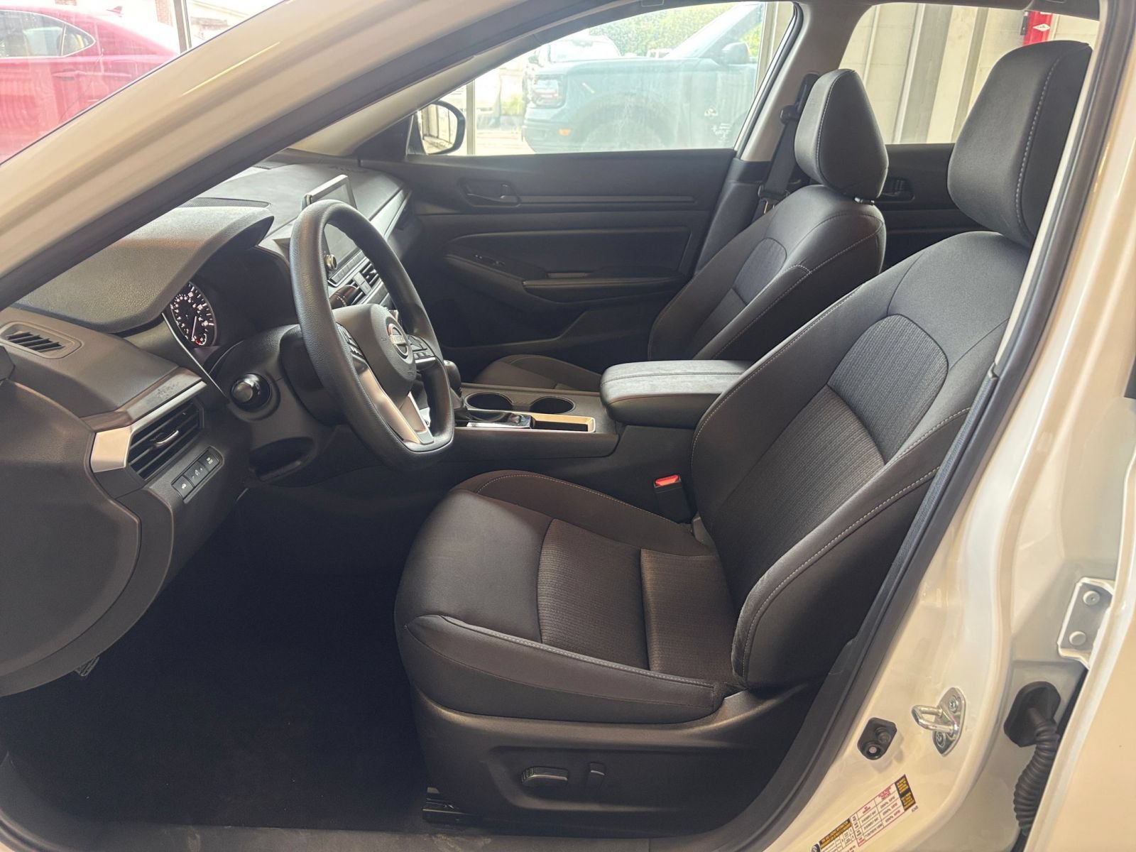 Used 2026 Nissan Altima 2.5 SV FWD image 26
