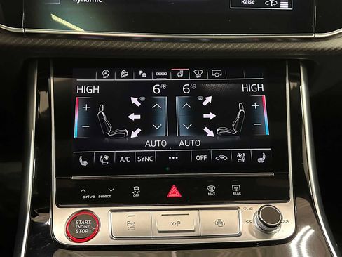 New 2026 Audi RS Q8 performance image 28