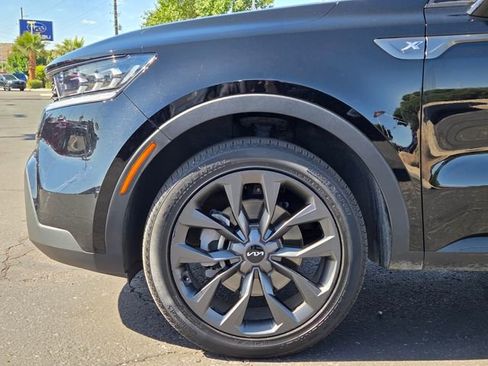Certified 2023 Kia Sorento SX Prestige AWD/4WD image 8